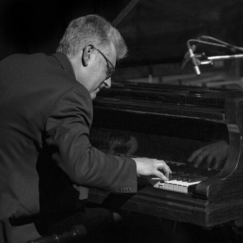 Southwold Jazz Club ~  STEELY JAZZ ~ THE CHRIS INGHAM QUINTET